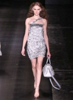 /album/galeria%20de%20fotos%3a%20moda%20ver%c3%a3o/fause-haten-vestido-festa-verao-2010-01g-jpg/